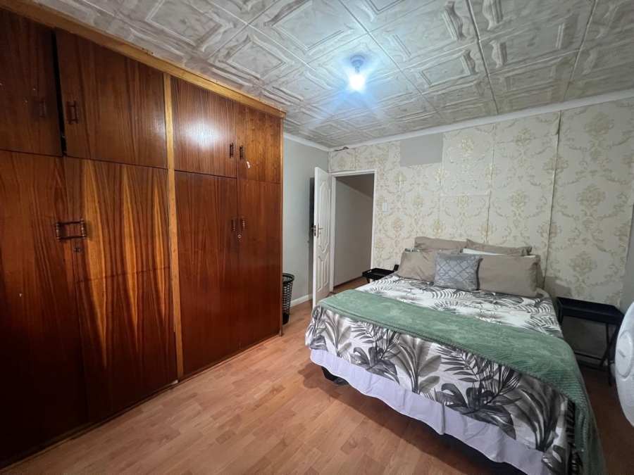 3 Bedroom Property for Sale in Booysens Park Eastern Cape